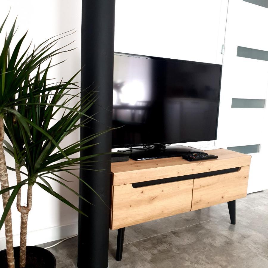 Apartament Z Historia Jelenia Góra Buitenkant foto