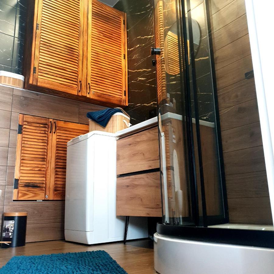 Apartament Z Historia Jelenia Góra Buitenkant foto